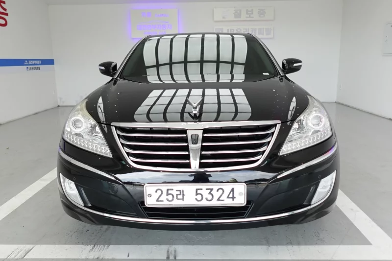 Hyundai Equus