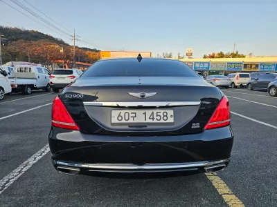 Genesis EQ900