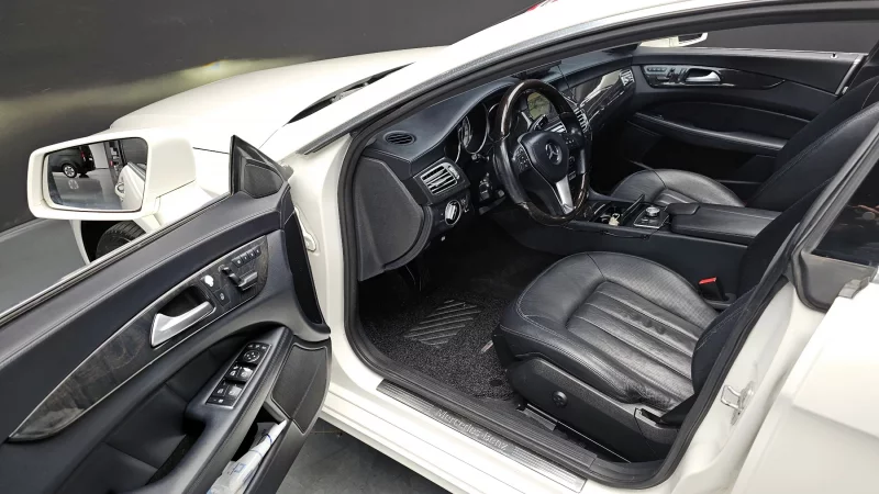 Mercedes-Benz CLS-Class