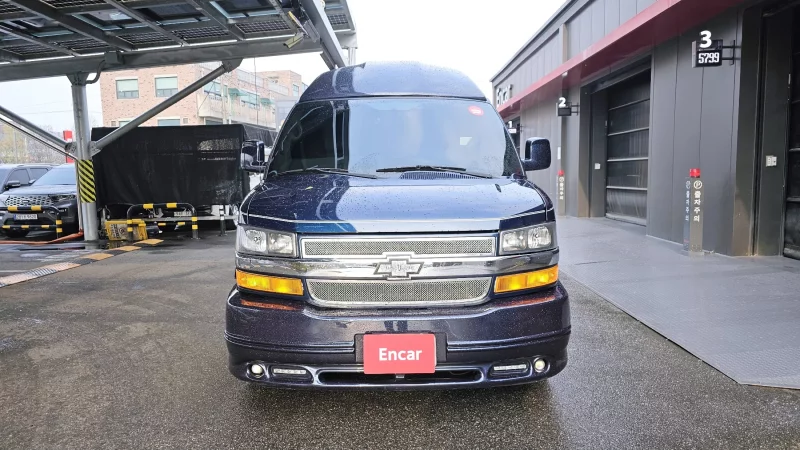Chevrolet Express Van