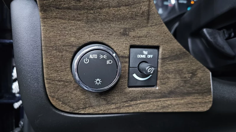 Chevrolet Express Van