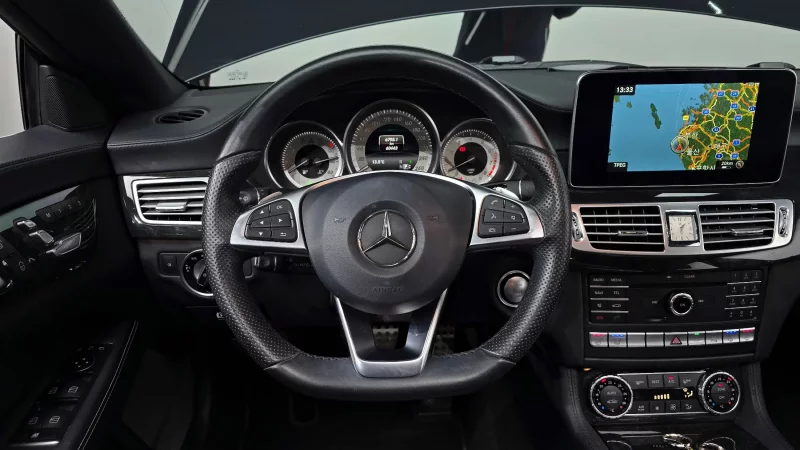 Mercedes-Benz CLS-Class