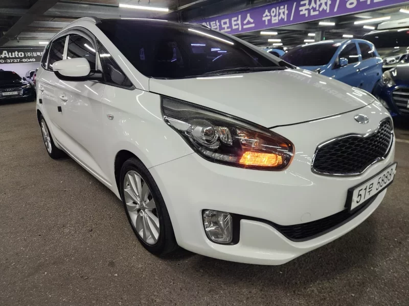 Kia Carens