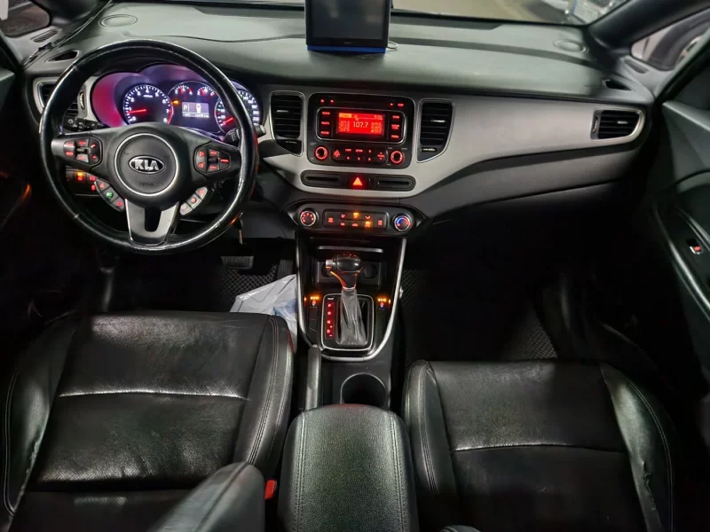 Kia Carens