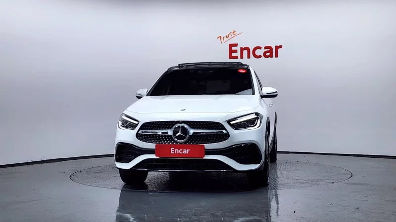 Mercedes-Benz GLA-Class