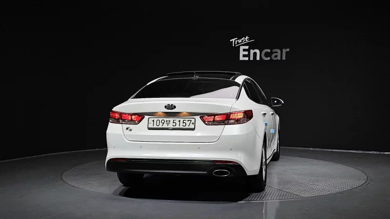 Kia K5