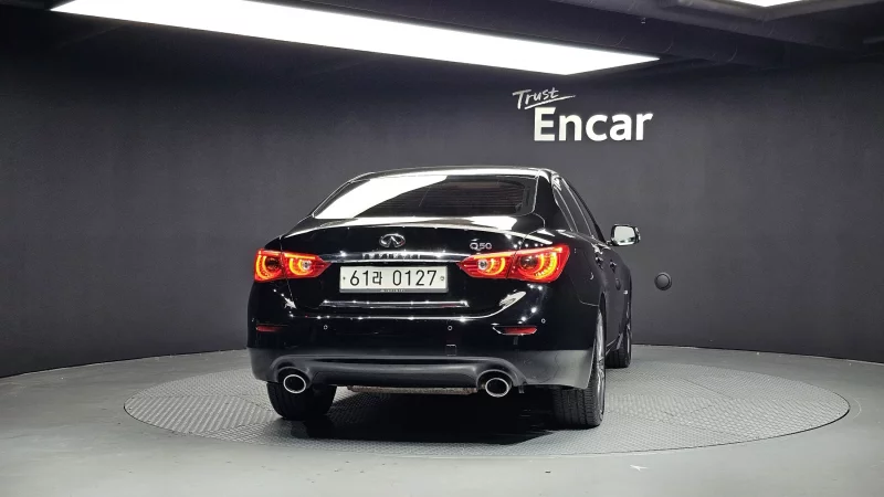 Infiniti Q50