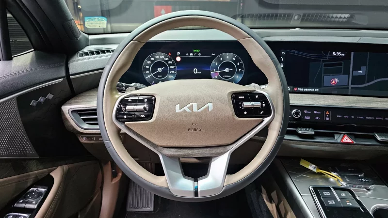 Kia K8