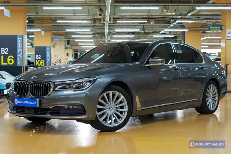 BMW 7-Series