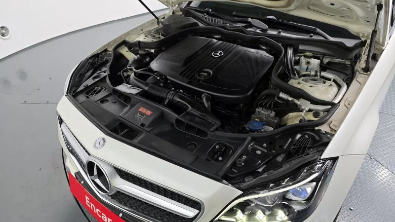 Mercedes-Benz CLS-Class