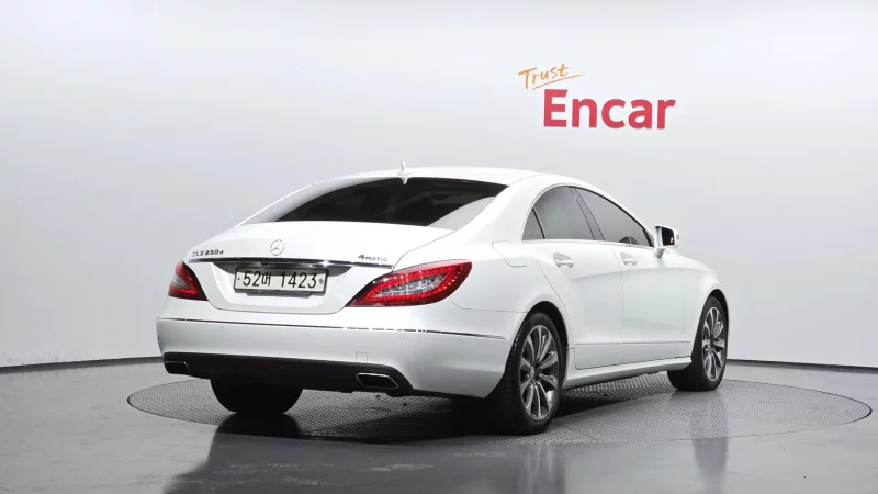 Mercedes-Benz CLS-Class