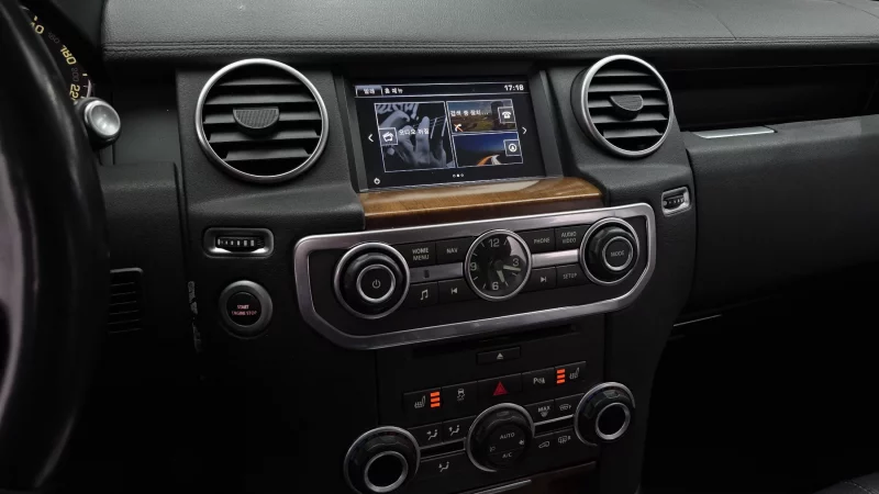 Land Rover DISCOVERY