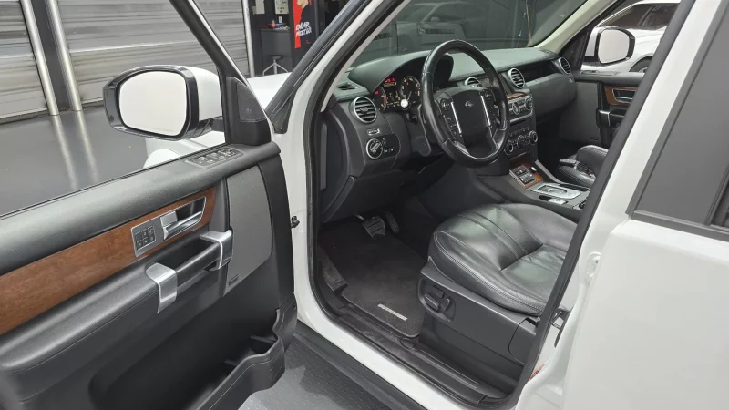 Land Rover DISCOVERY