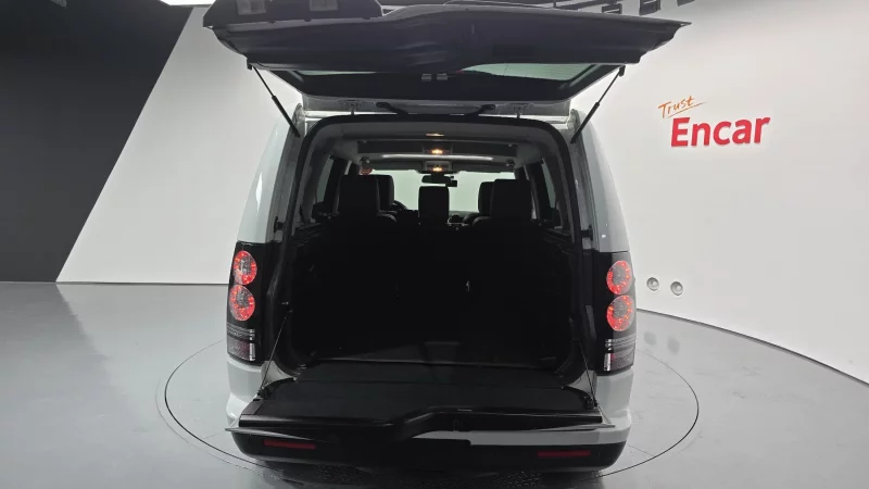 Land Rover DISCOVERY