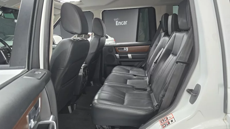 Land Rover DISCOVERY