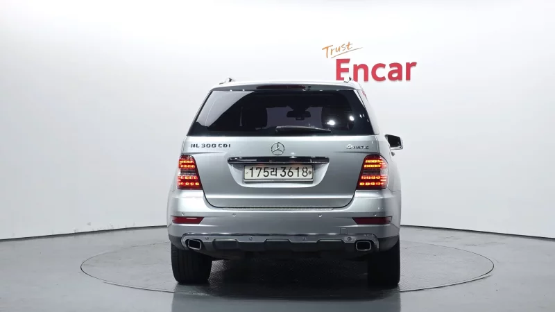 Mercedes-Benz M-class