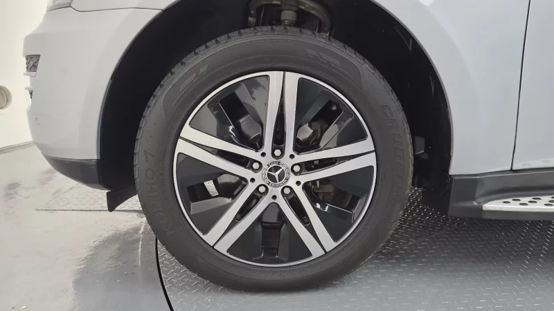 Mercedes-Benz M-class