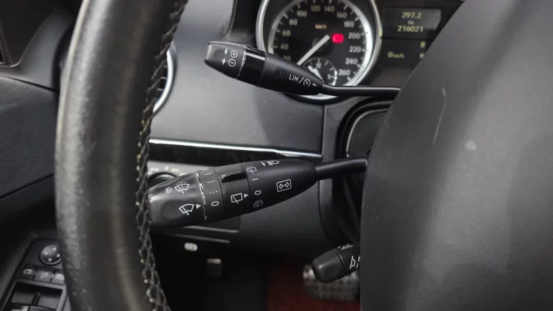 Mercedes-Benz M-class