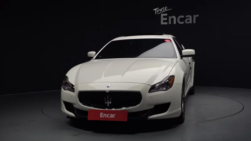 Maserati QUATTROPORTE