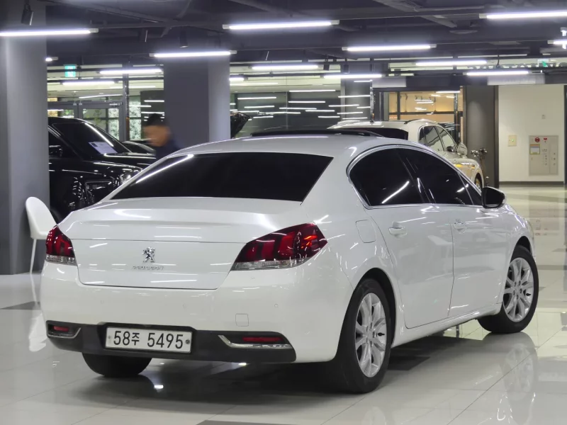Peugeot 508