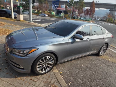 Hyundai Genesis