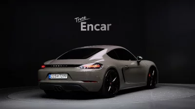 Porsche CAYMAN