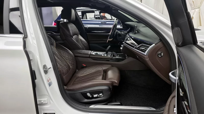 BMW 7-Series
