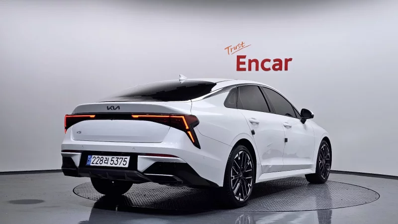 Kia K5