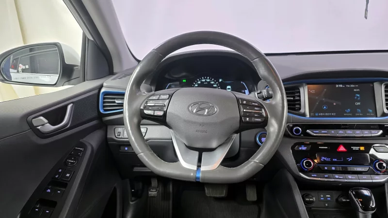Hyundai Ioniq