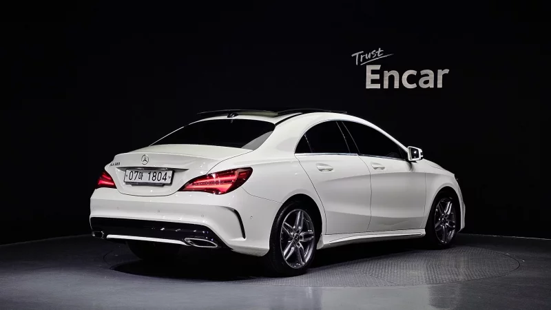 Mercedes-Benz CLA-Class