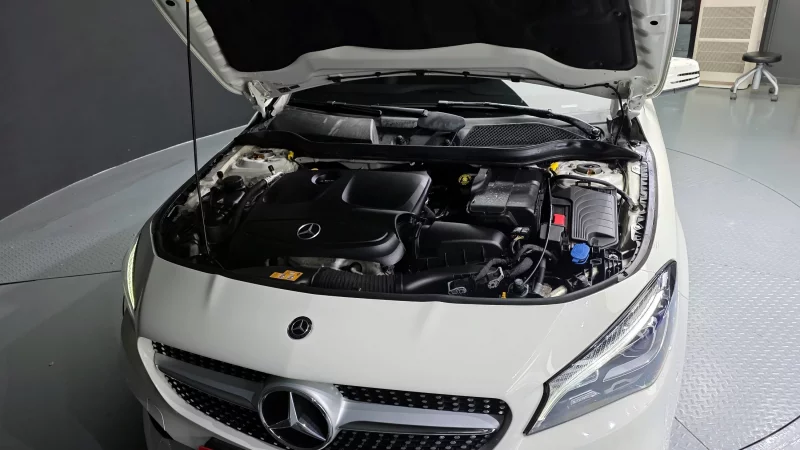 Mercedes-Benz CLA-Class