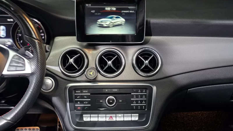 Mercedes-Benz CLA-Class