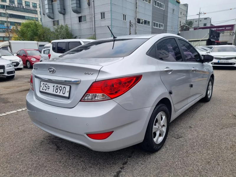 Hyundai Accent