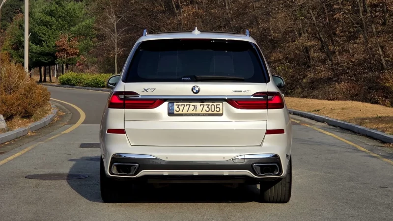 BMW X7