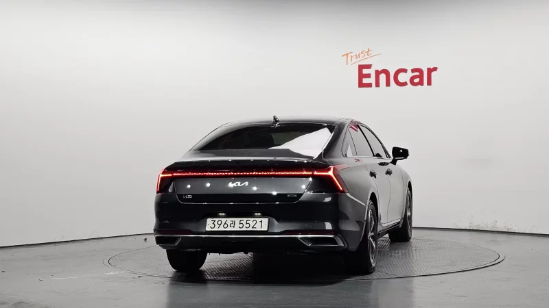 Kia K8