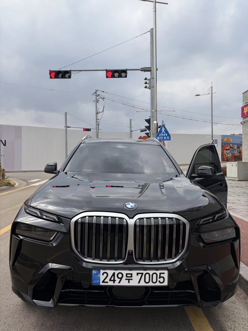 BMW X7
