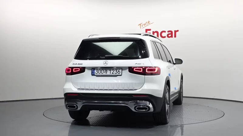 Mercedes-Benz GLB-Class