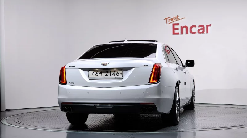 Cadillac CT6
