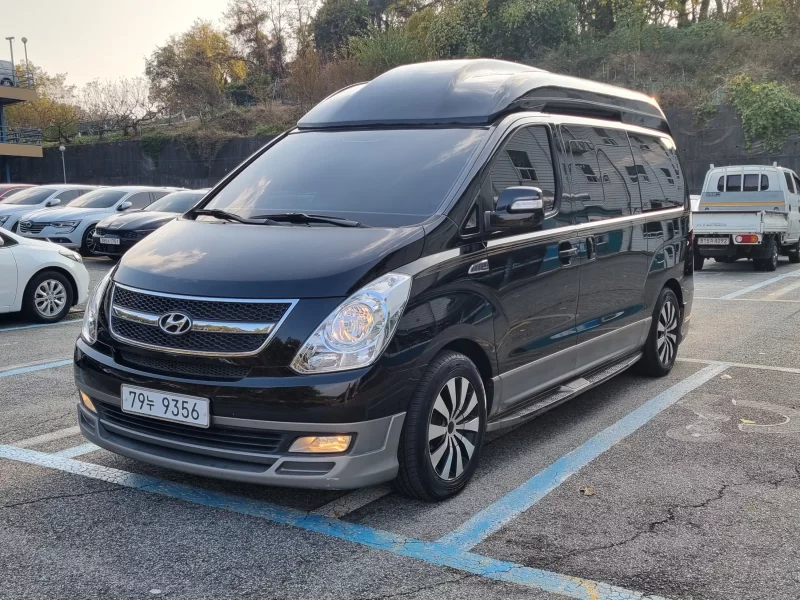 Hyundai Grand Starex