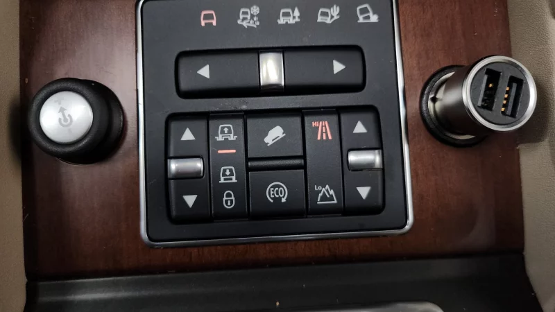 Land Rover DISCOVERY