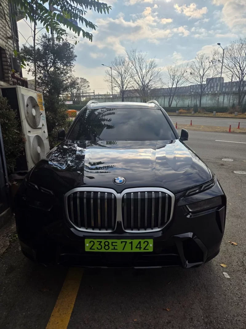 BMW X7