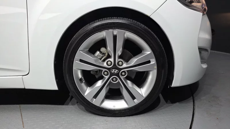 Hyundai Veloster