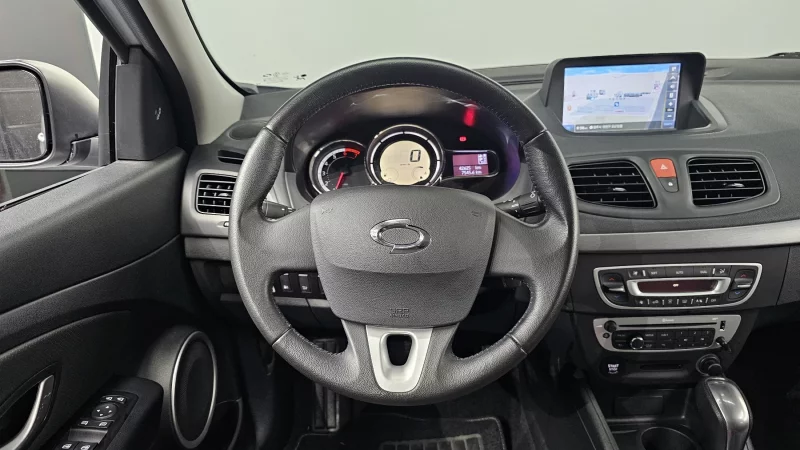 Renault SM3