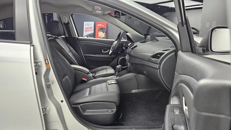 Renault SM3