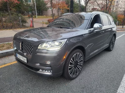 Lincoln AVIATOR