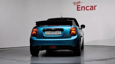 MINI Cooper Convertible