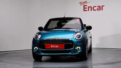MINI Cooper Convertible
