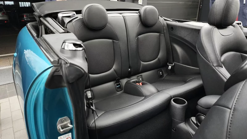 MINI Cooper Convertible