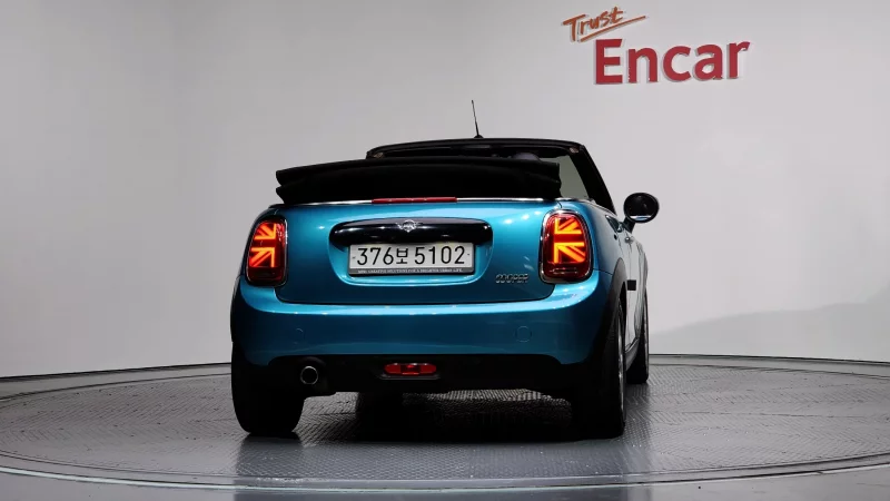 MINI Cooper Convertible