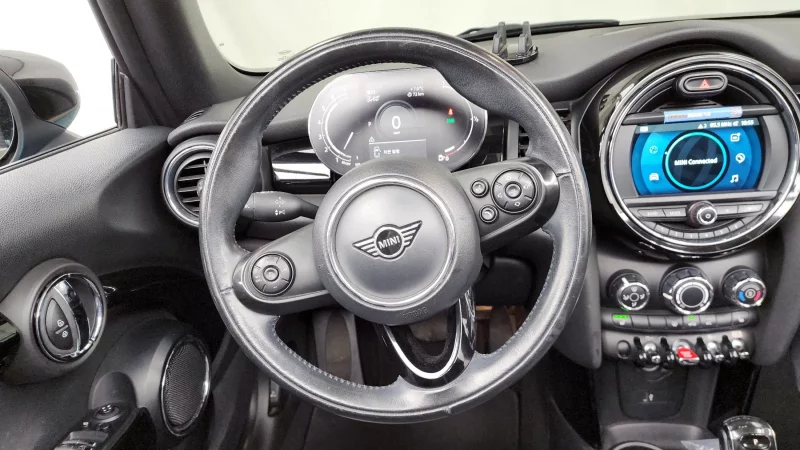 MINI Cooper Convertible